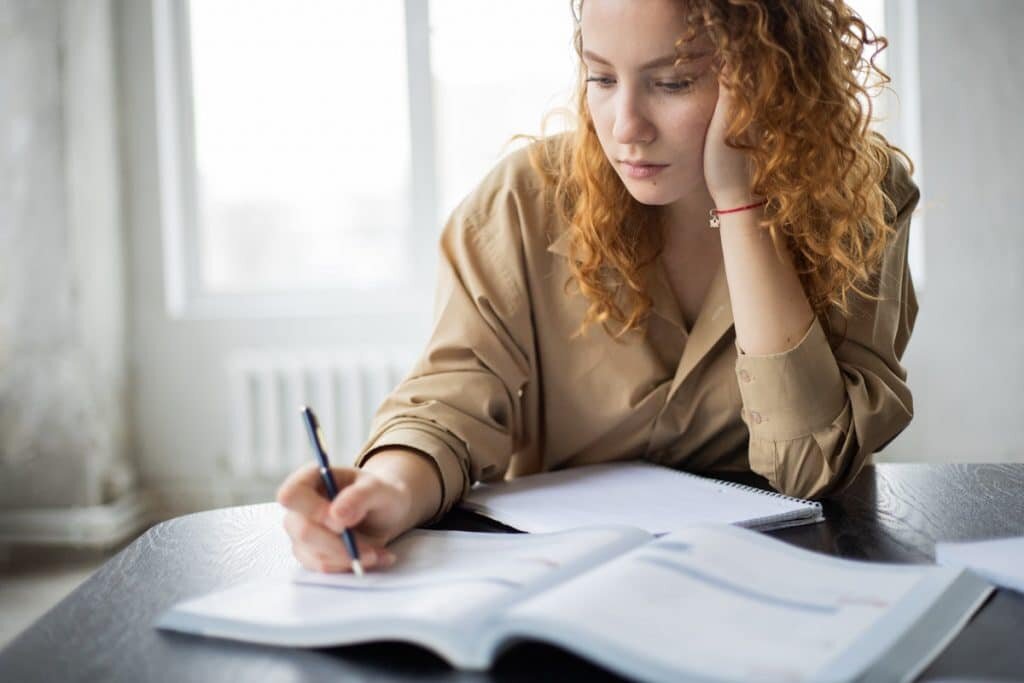 ¿Qué puedo hacer después de estudiar educación social?